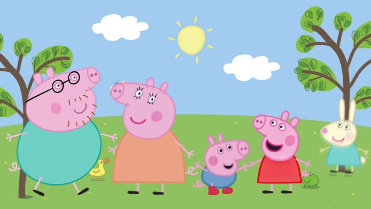 Свинка Пеппа и её семья на фоне