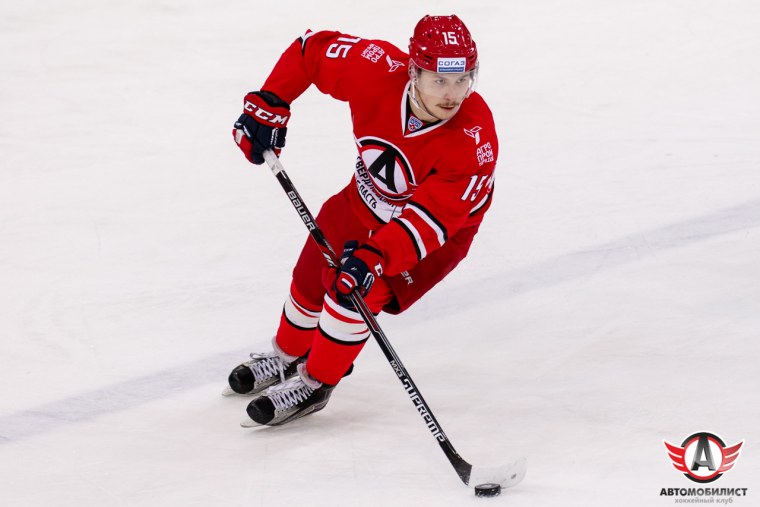 Анатолий Голышев хоккеист