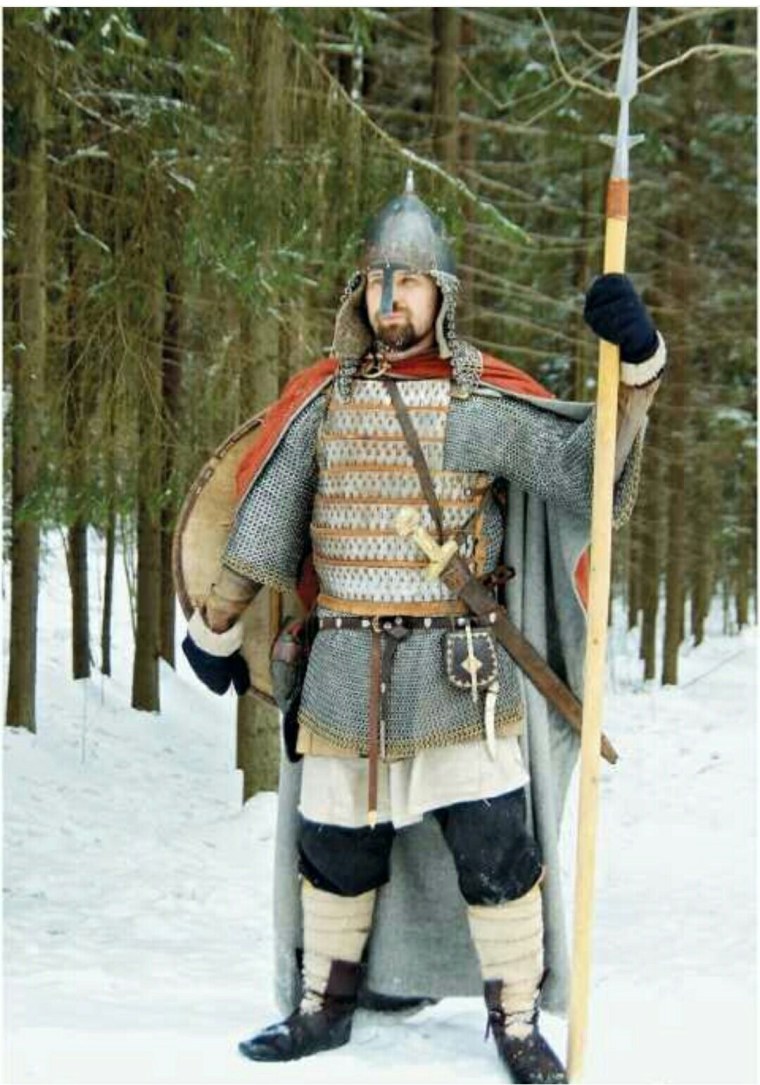Новгородский дружинник 13 век