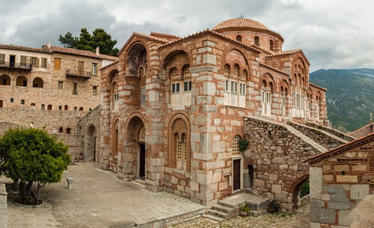 Осиос Лукас (монастырь преподобного Луки), Греция