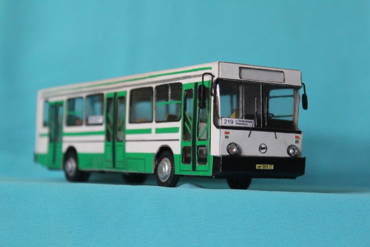 ЛИАЗ 5256 модель