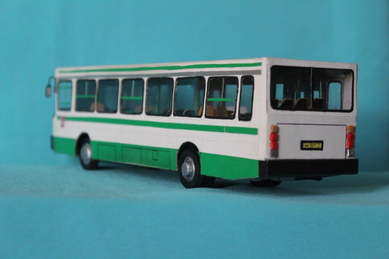 Масштабная модель автобуса ЛИАЗ 5256