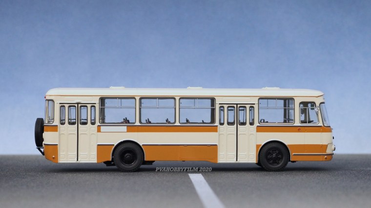 ЛИАЗ 677 игрушка