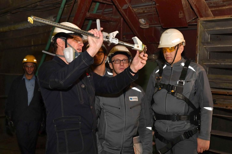 Роба Норильский никель