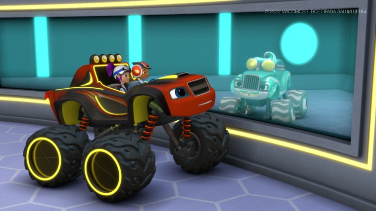 Щенячий патруль и Вспыш и чудо-машинки: особое задание