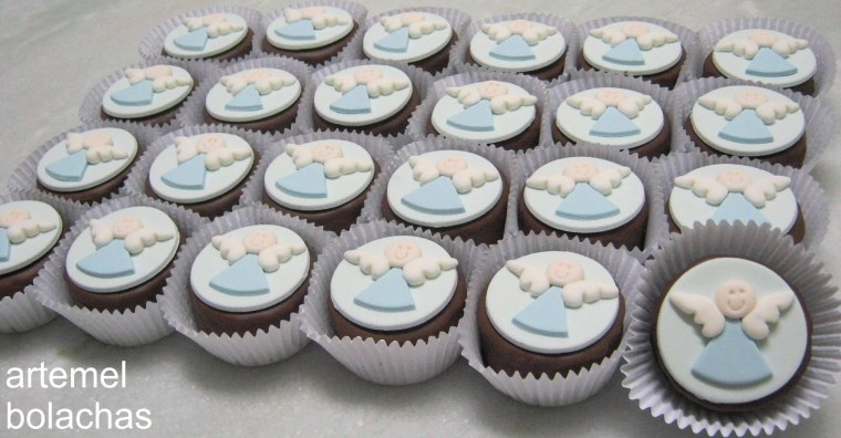 Сахарная печать для капкейков на крещение