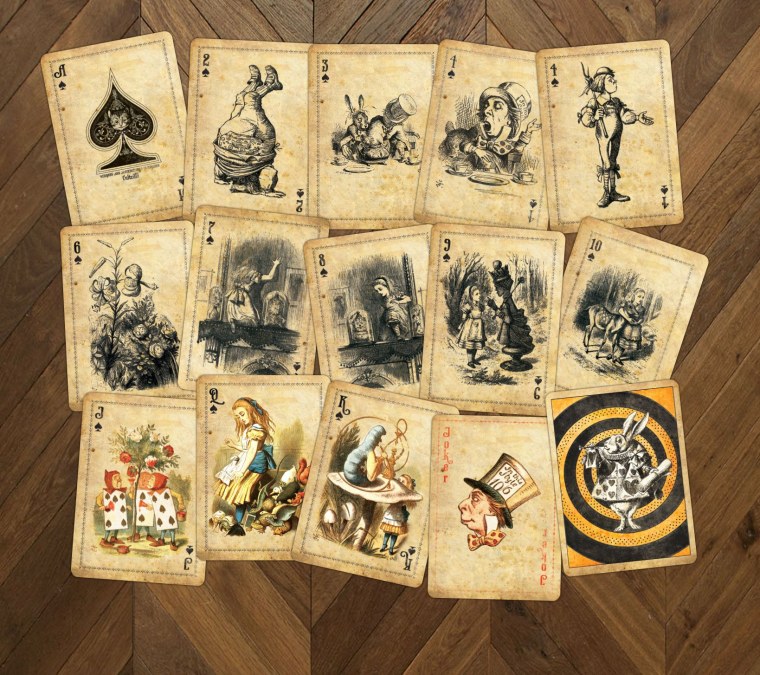 Игральные карты Алиса в стране чудес