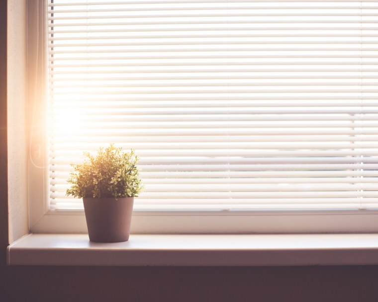 Подоконник фон