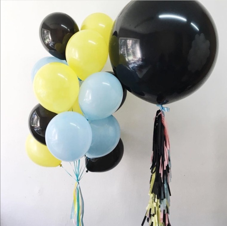 Черные гелиевые шары