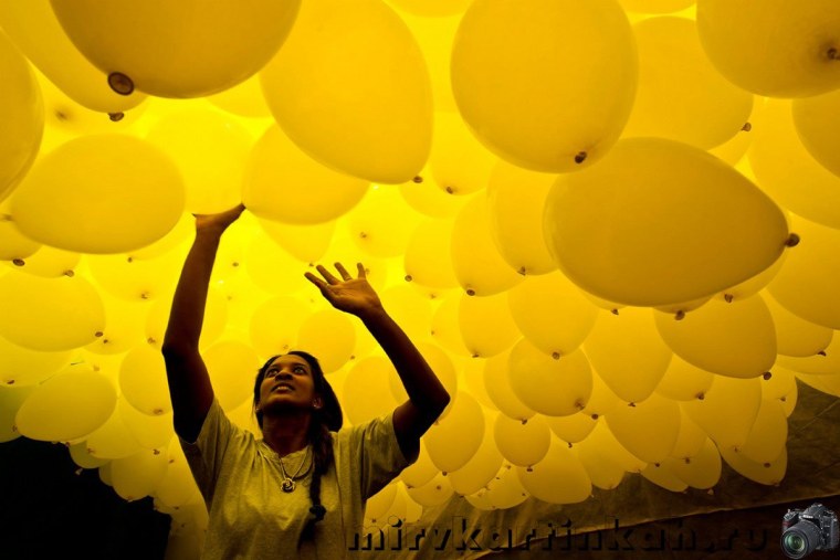 Желтые воздушные шары