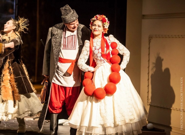 Вечера на хуторе близ Диканьки театр