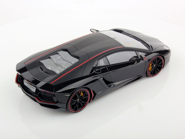 Lamborghini Aventador lp700-4 модель