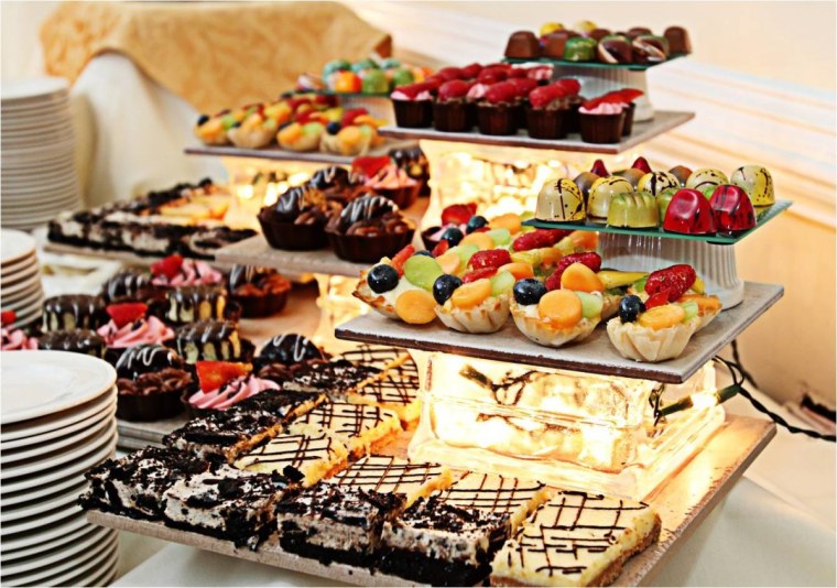 Шведский стол сладости