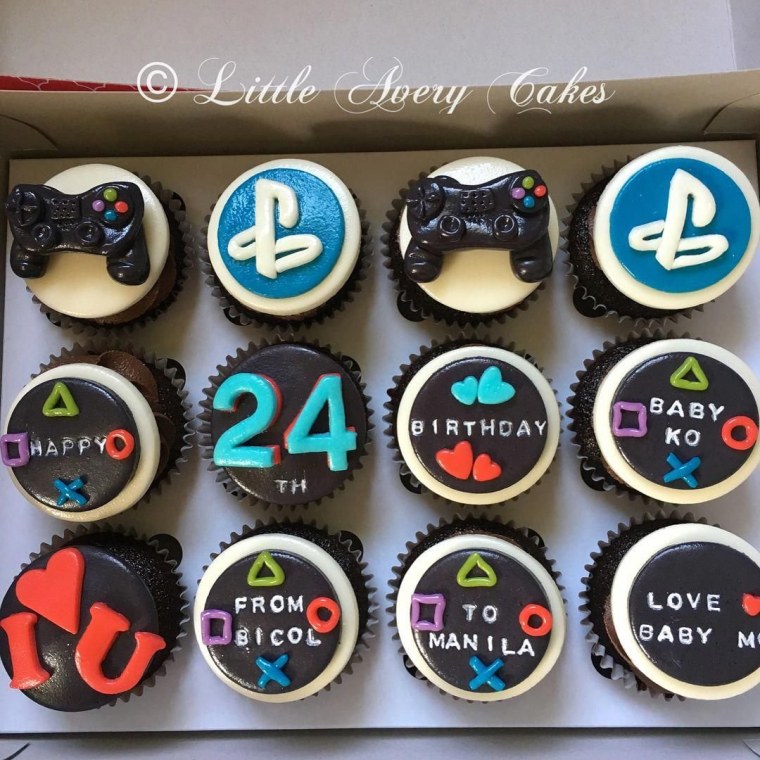 Капкейки с джойстиком