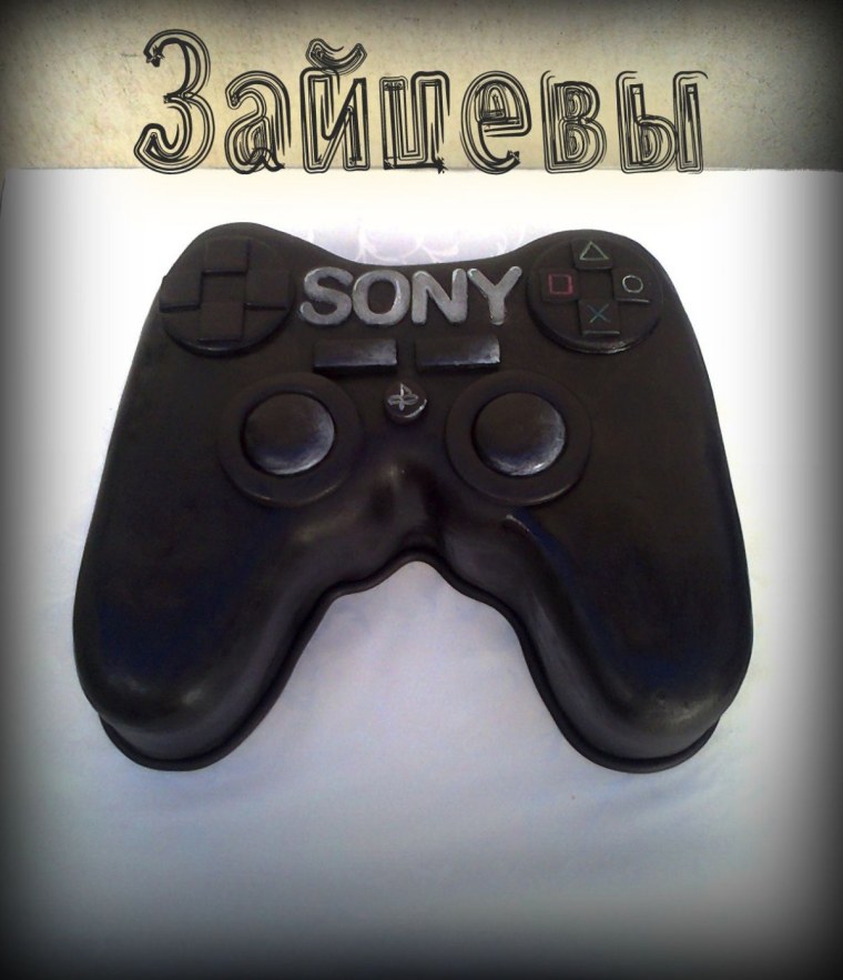 Торт в виде геймпада