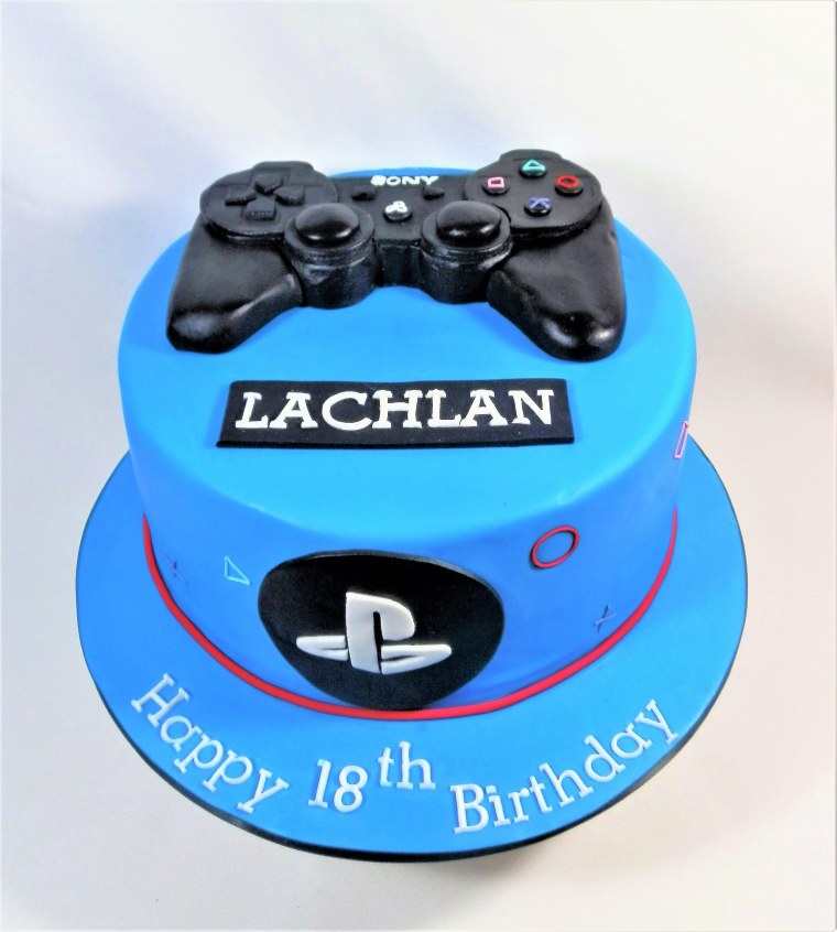 Торт с джойстиком