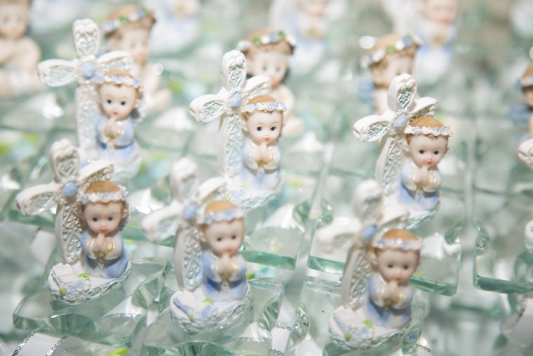 Ангел на крестины