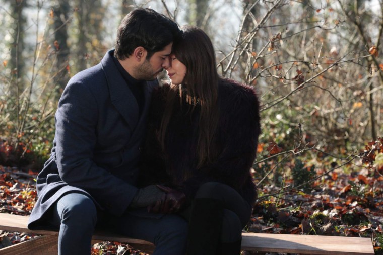 Кара Севда турецкий сериал