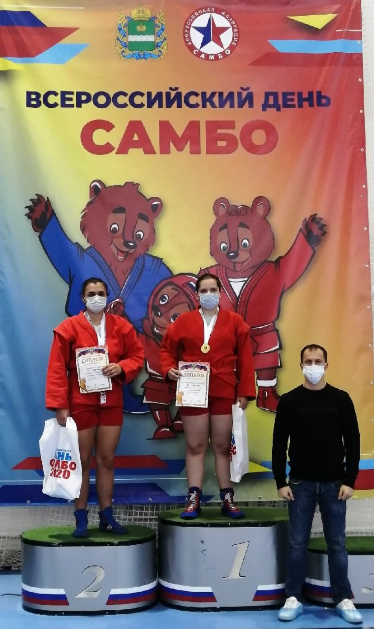 С днем тренера самбо