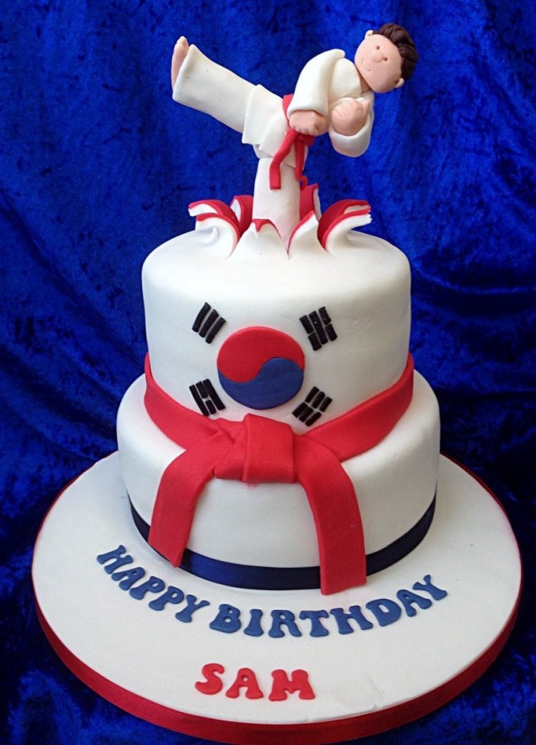 Торт с тхэквондистами