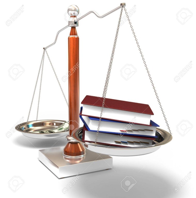 Весы деньги и знания
