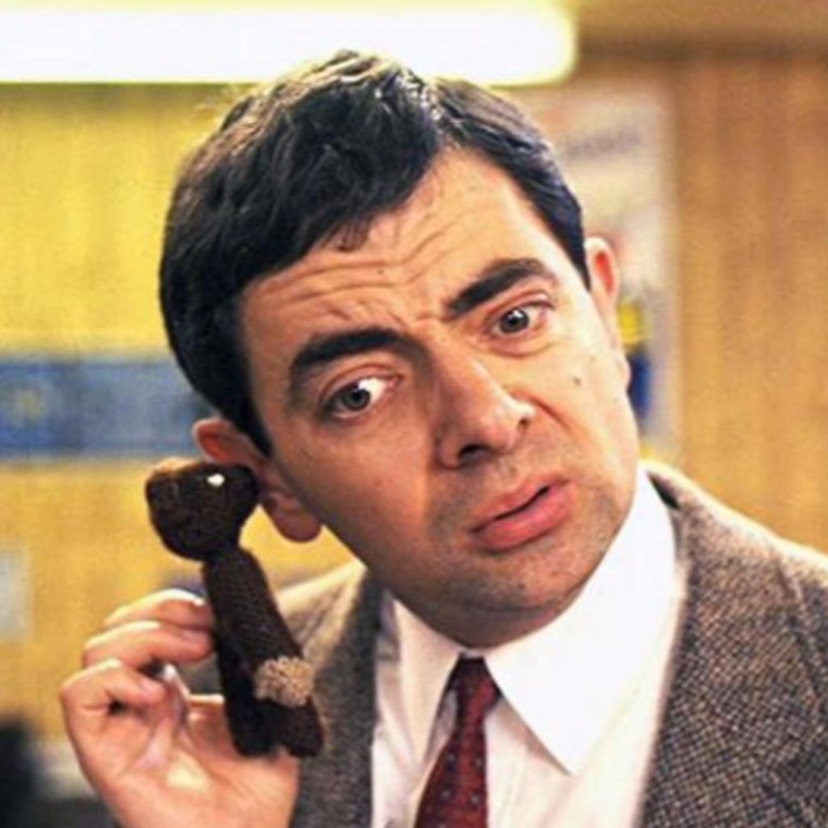 Мистер Бин разговаривает по телефону