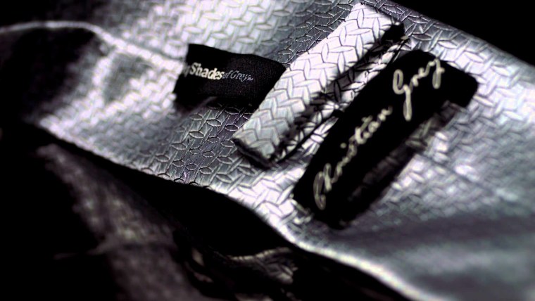 Галстук Кристиана Грея