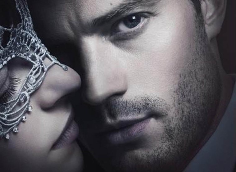 На пятьдесят оттенков темнее (2017) Постер