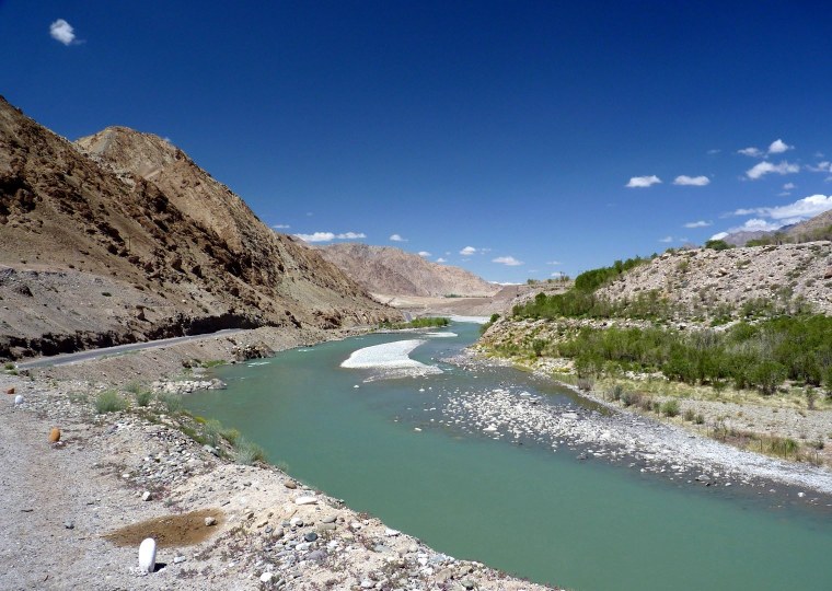 Исток река инд Пакистан