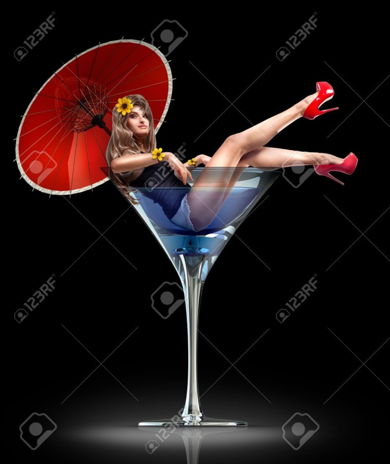 Девочка в бокале