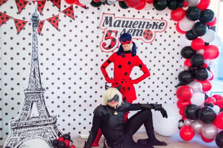 Др в стиле леди баг