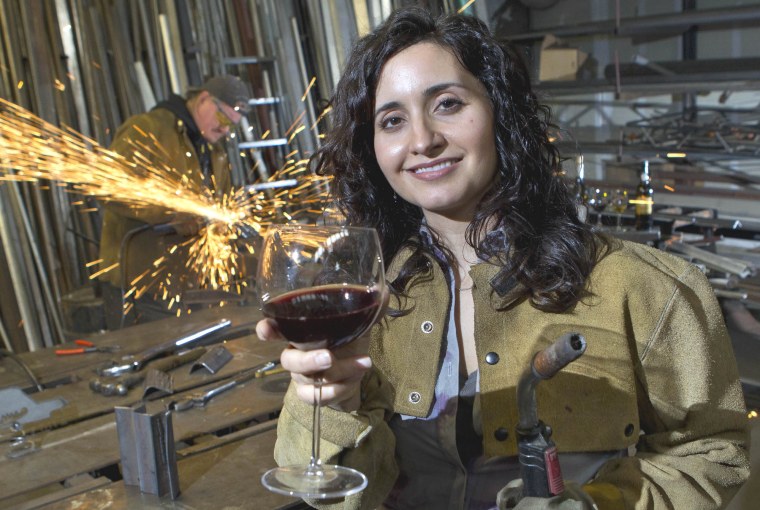 Женщины в сварке