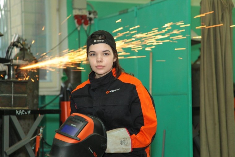 Сварщица России Диана Багаутдинова