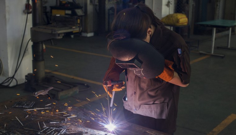 Сварка девушка