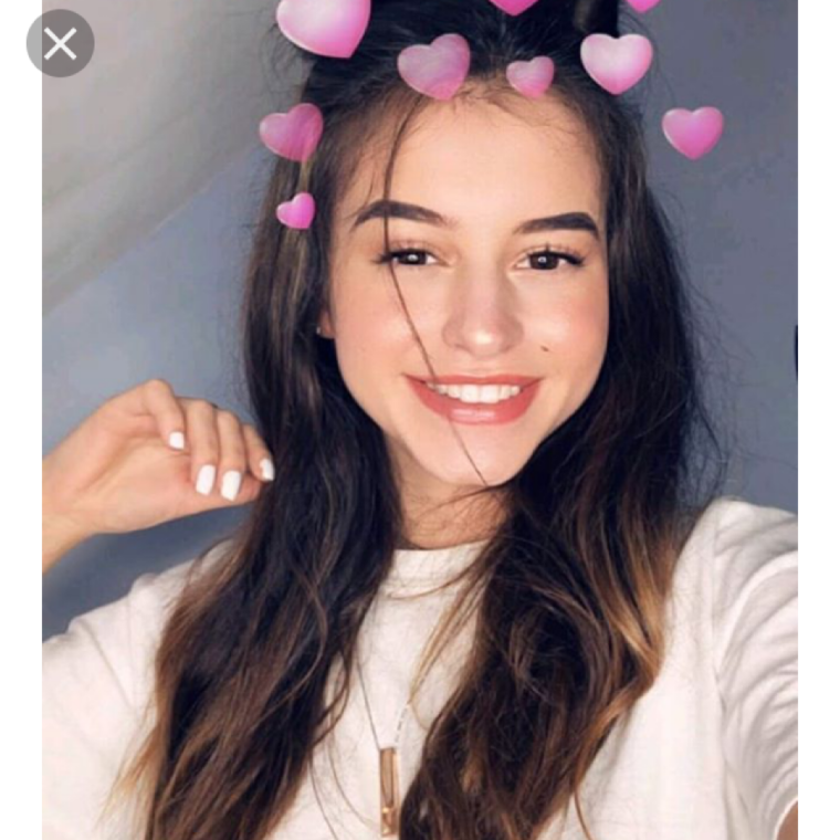 Девочка 14 лет селфи