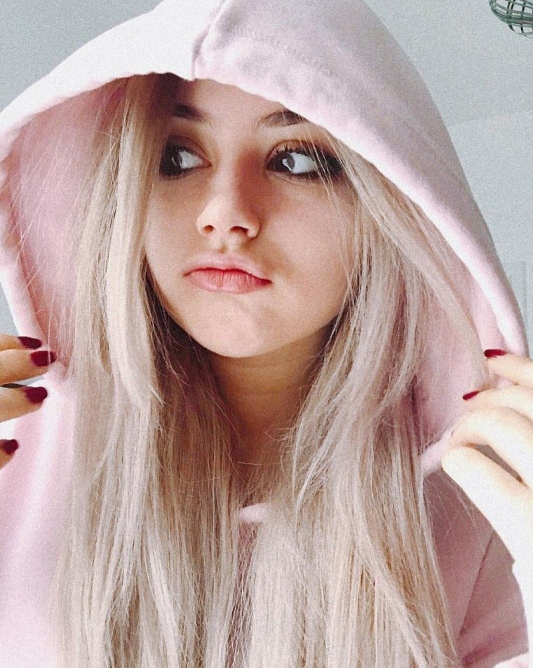 Катя Меньшикова