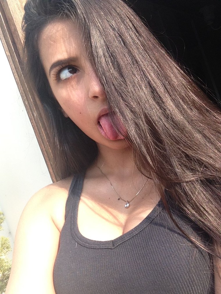 Вика Титова