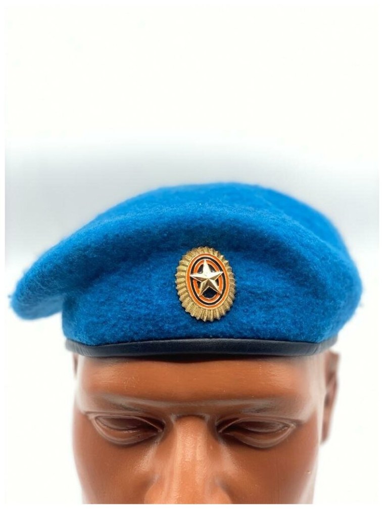 Синий берет