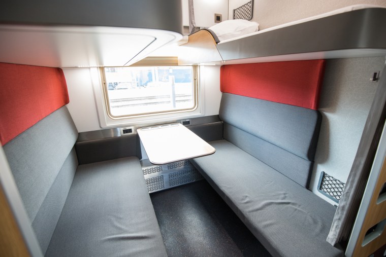 Новые вагоны РЖД купе