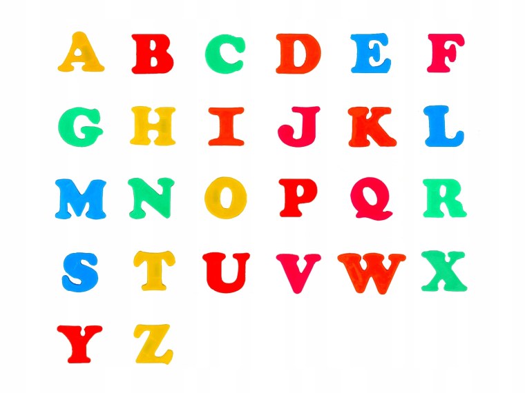 Алфавит на белом фоне