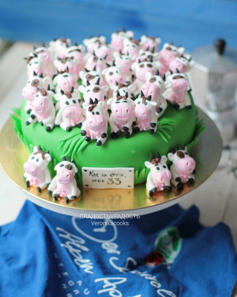 Торт 33 года