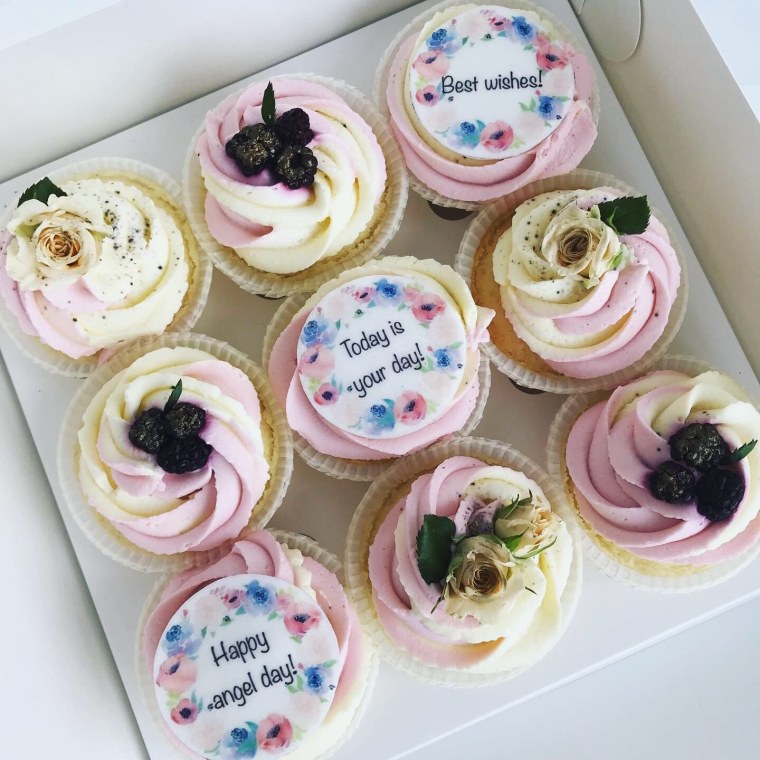 Надписи в кружочках для капкейков с пожеланиями