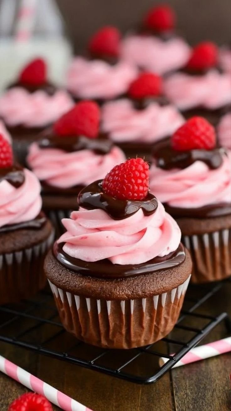 Красивые пирожные