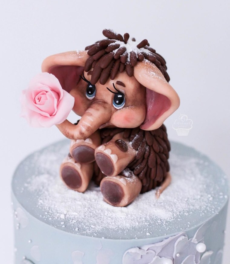 Торт единственной маме на свете Мамонтенок