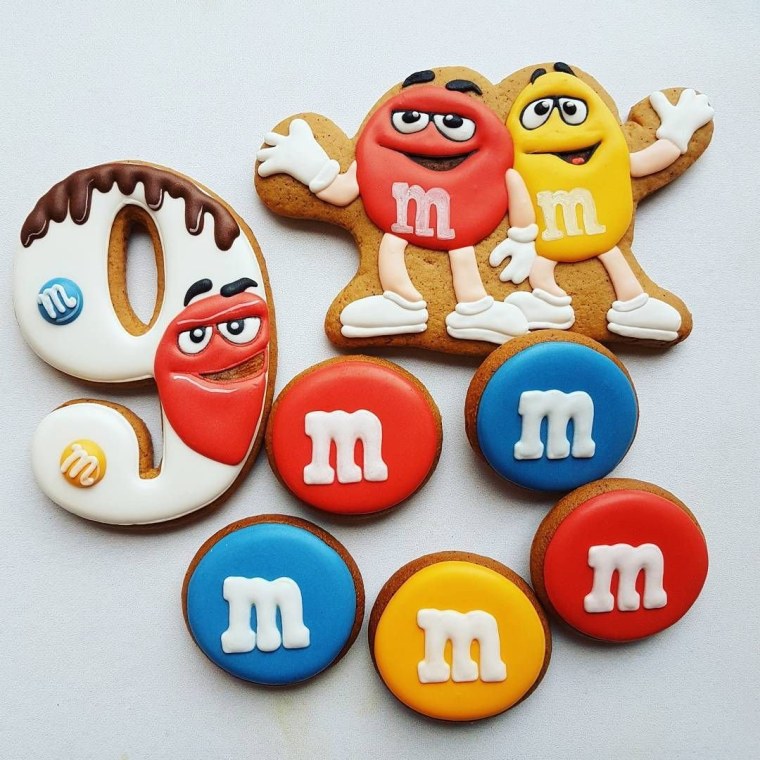 Пряник m&m
