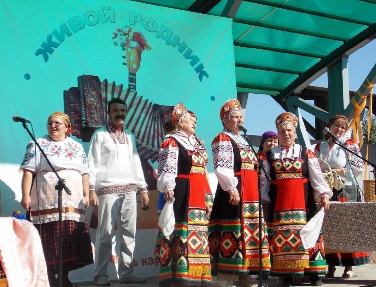 Завалинка Белынь