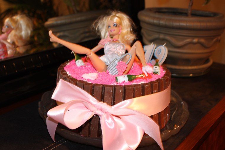 Торты на день рождения девочке прикольные