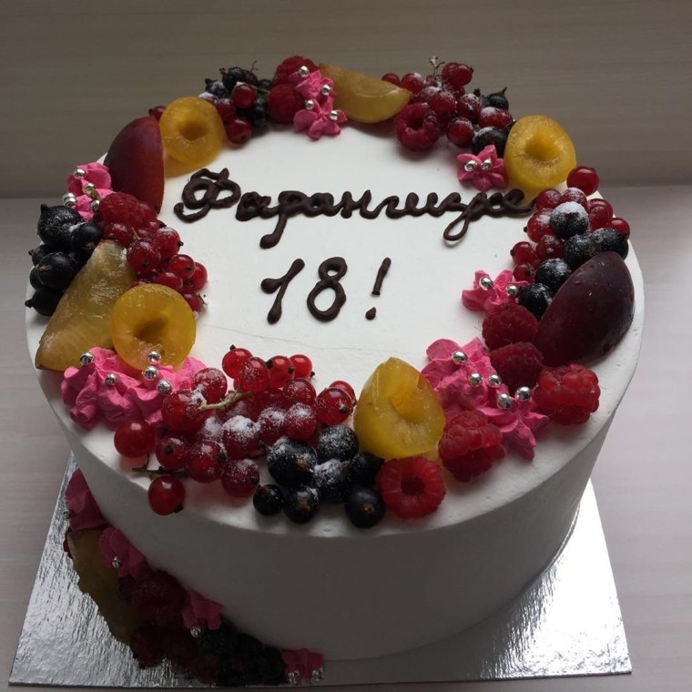 Торт на 18 летие