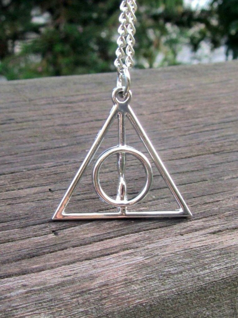 Гарри Поттер дары смерти кулон