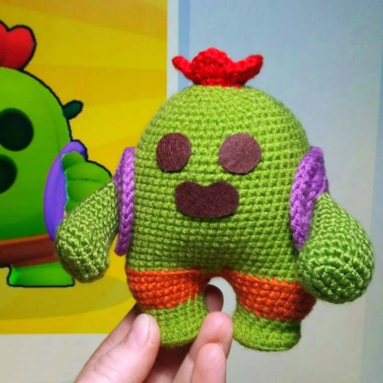 Кактус Спайк амигуруми